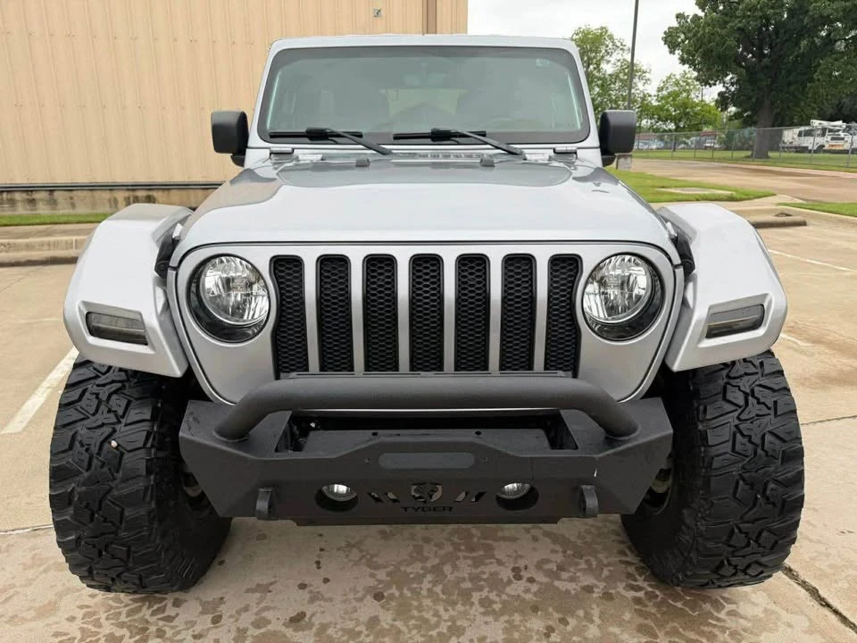 2020 Jeep JL Wrangler - Image 2 of 13