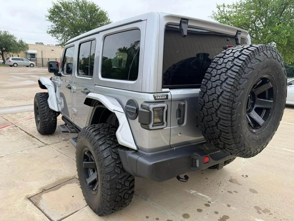 2020 Jeep JL Wrangler - Image 6 of 13