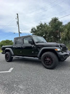 2020 Jeep Gladiator Sport