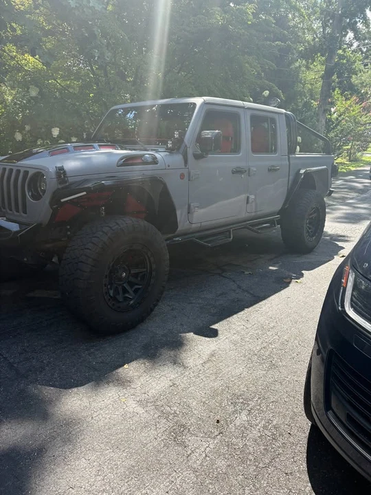2020 Jeep JT Gladiator - Image 11 of 11