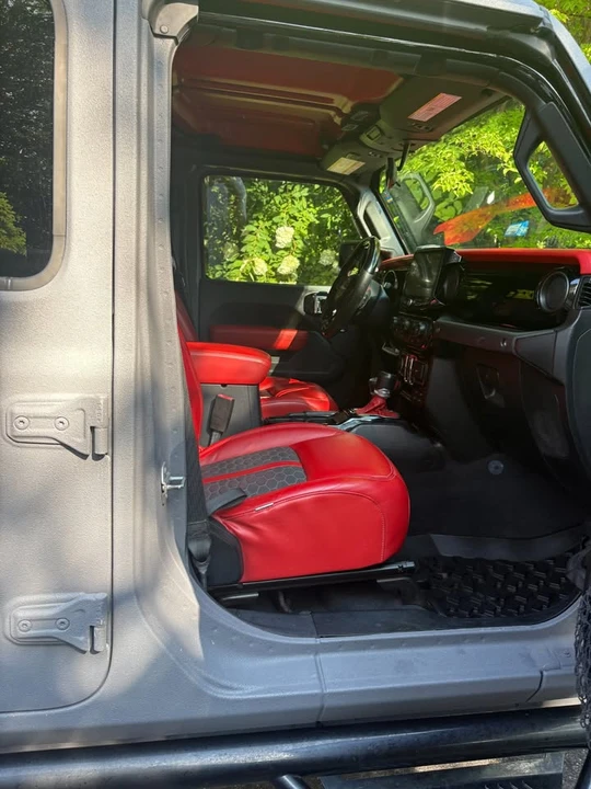 2020 Jeep JT Gladiator - Image 5 of 11