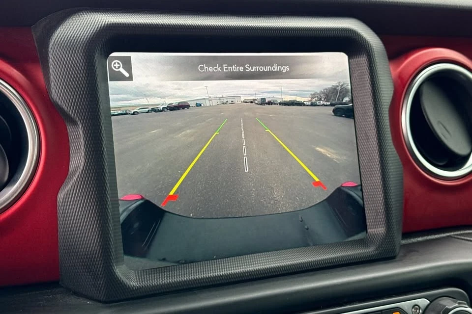 2020 Jeep JT Gladiator - Image 17 of 19