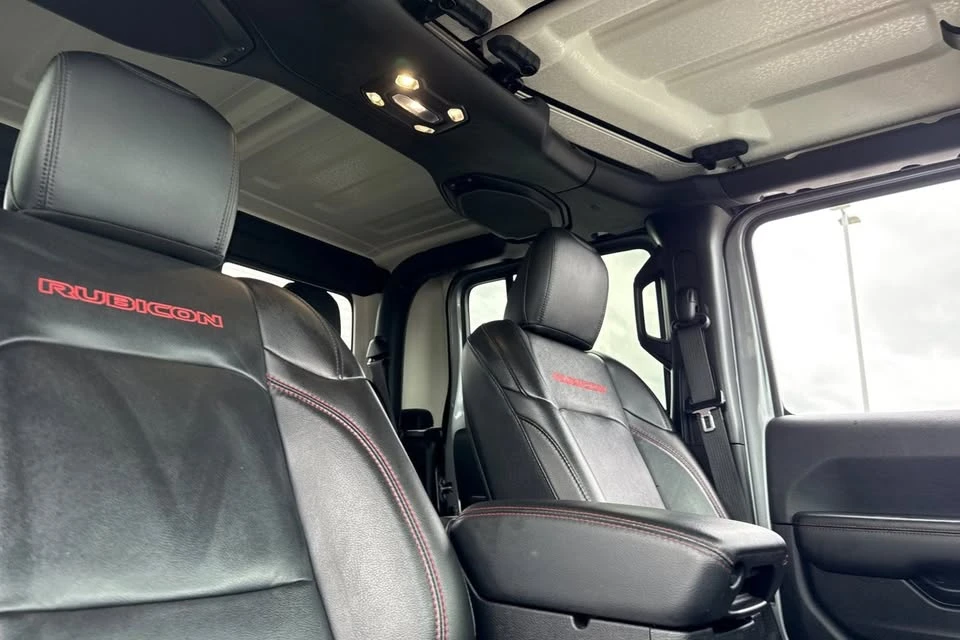 2020 Jeep JT Gladiator - Image 16 of 19