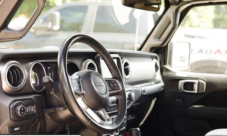 2020 Jeep JT Gladiator - Image 9 of 13