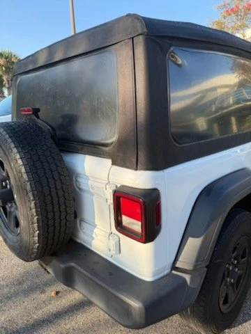 2020 Jeep JL Wrangler - Image 8 of 9
