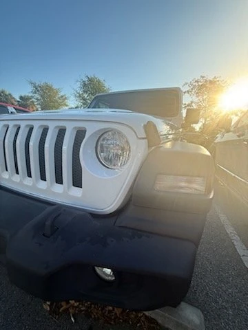 2020 Jeep JL Wrangler - Image 6 of 9