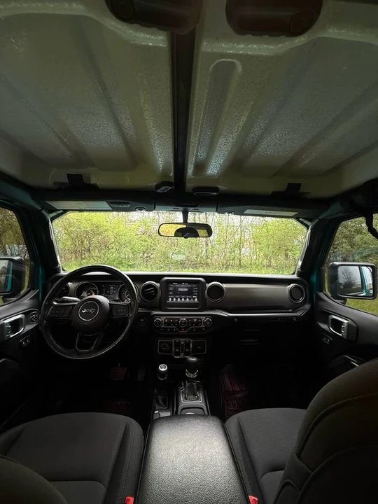 2020 Jeep JL Wrangler - Image 12 of 13