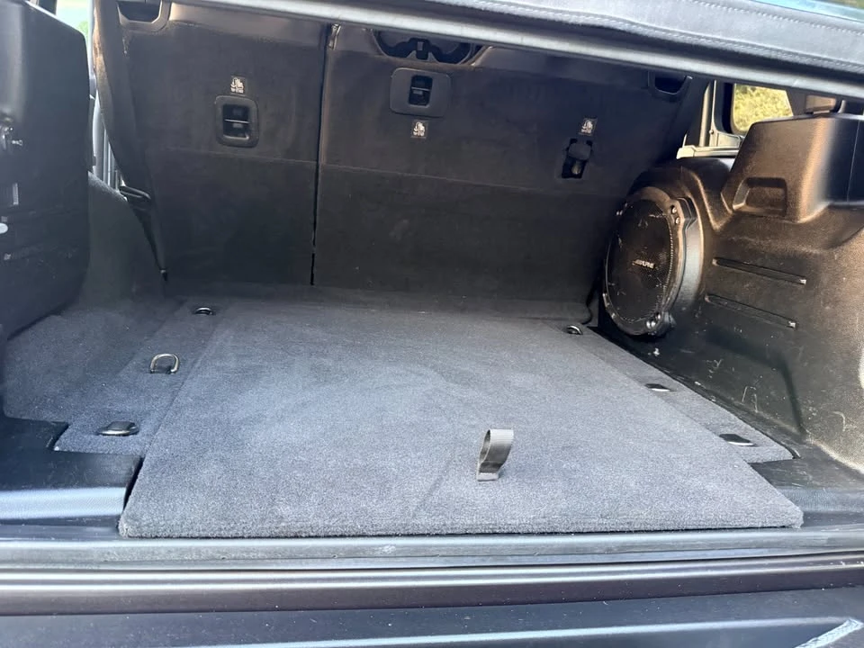 2020 Jeep JL Wrangler - Image 13 of 19