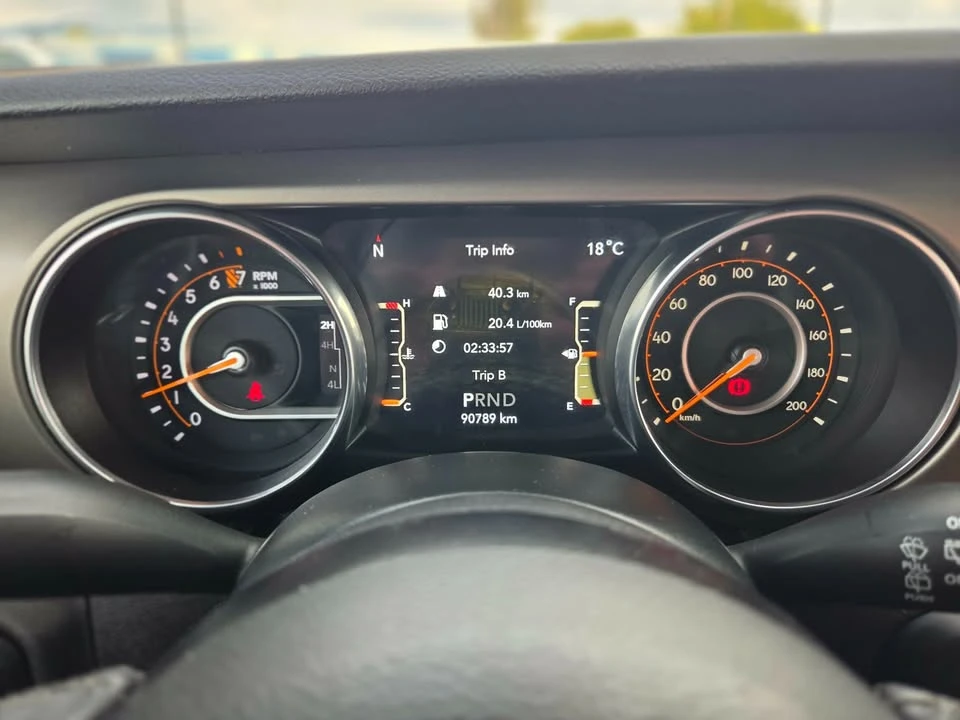 2020 Jeep JL Wrangler - Image 11 of 13