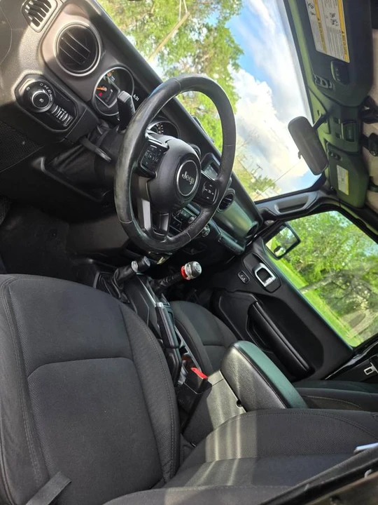 2020 Jeep JL Wrangler - Image 11 of 15