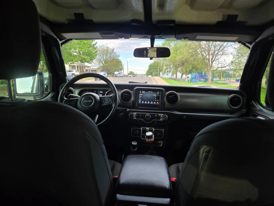 2020 Jeep JL Wrangler - Image 9 of 15