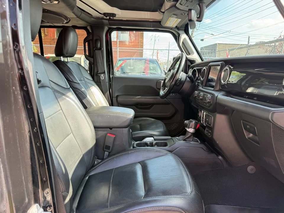 2020 Jeep JL Wrangler - Image 17 of 20