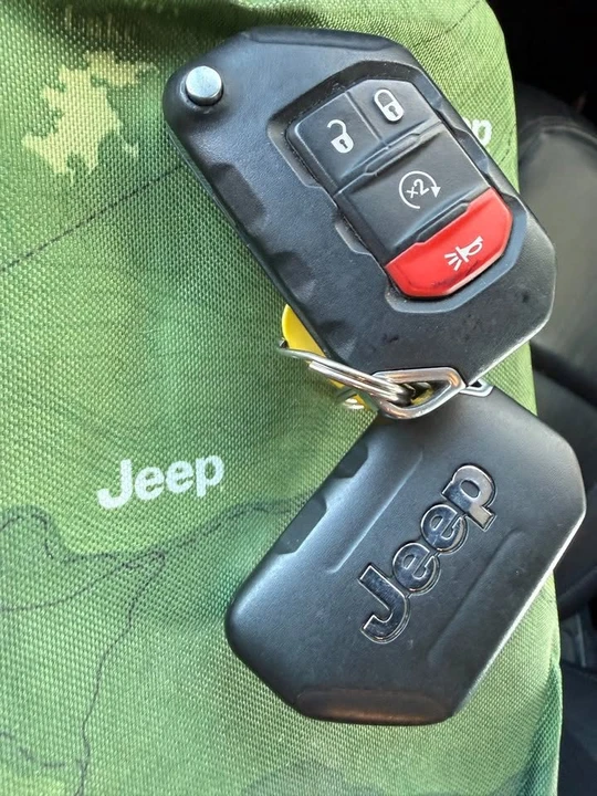 2020 Jeep JL Wrangler - Image 14 of 20