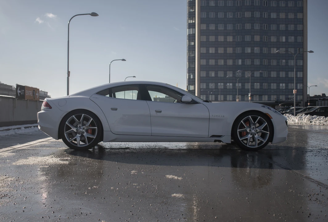 2020 Karma Revero - Image 13 of 31