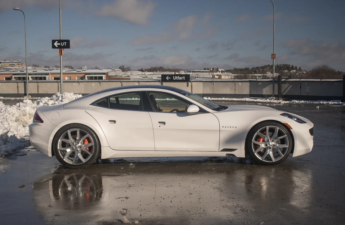 2020 Karma Revero - Image 23 of 31