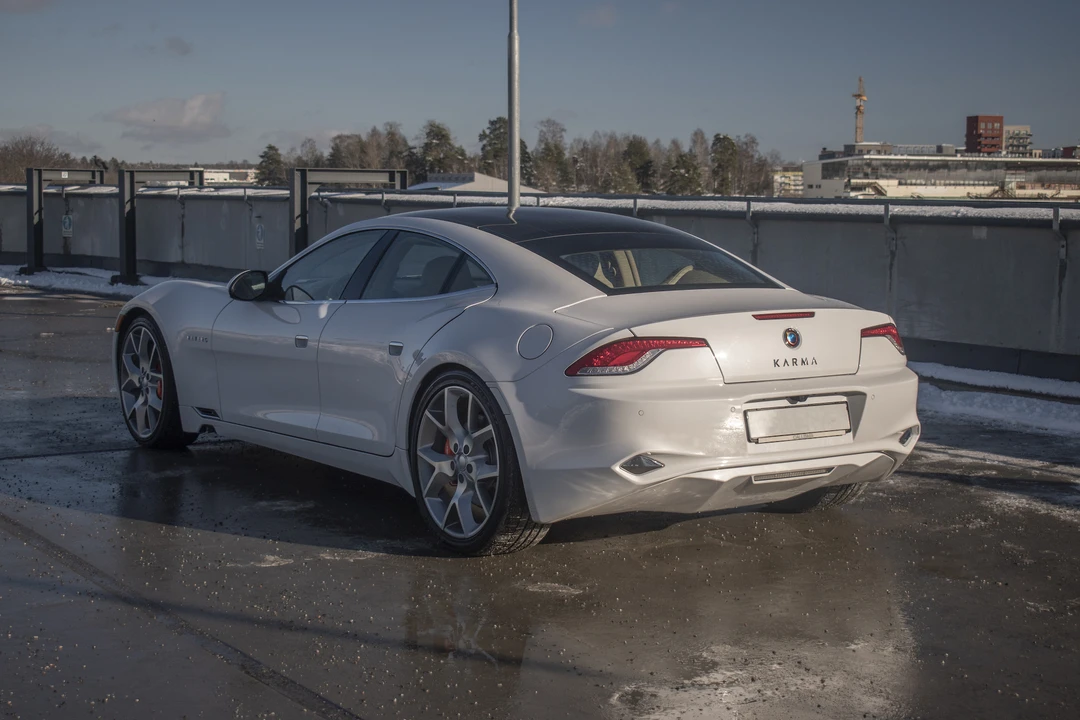 2020 Karma Revero - Image 7 of 31