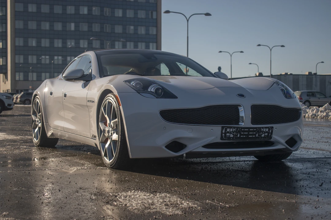 2020 Karma Revero - Image 25 of 31