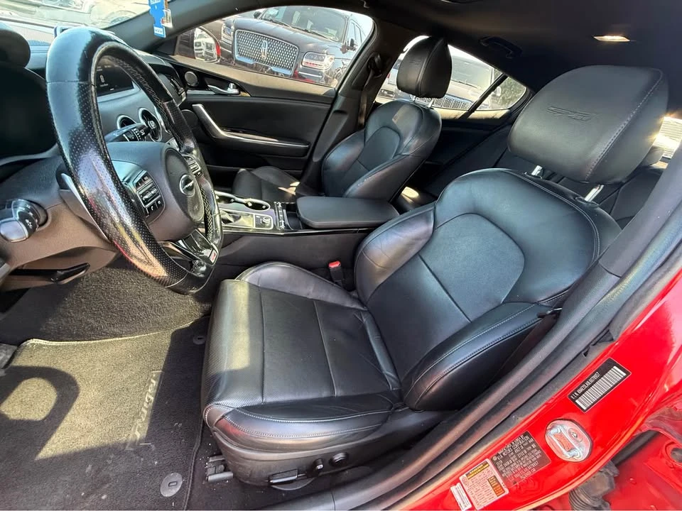 2020 Kia Stinger - Image 15 of 20