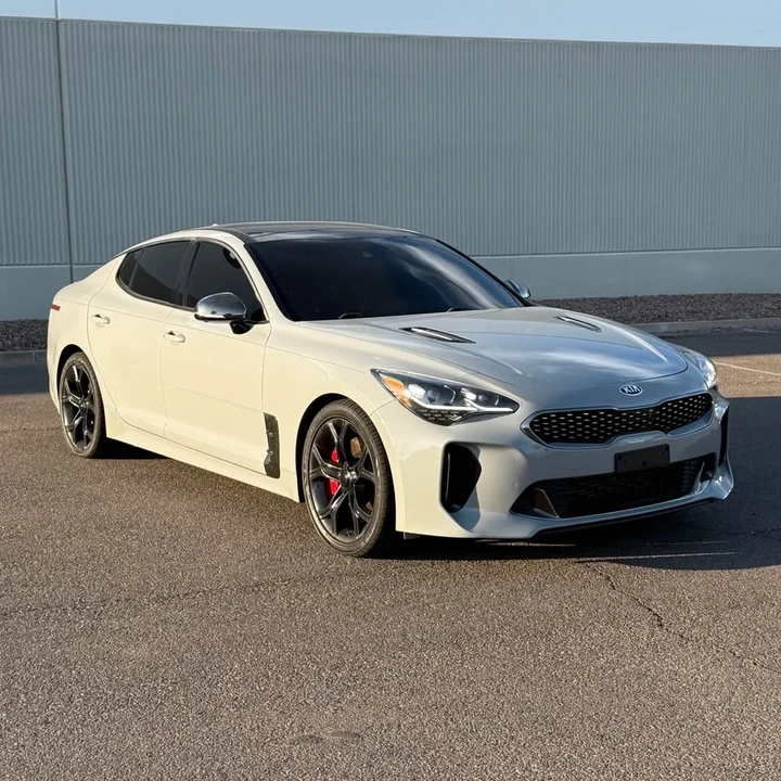 2020 Kia Stinger GT - Image 2 of 7