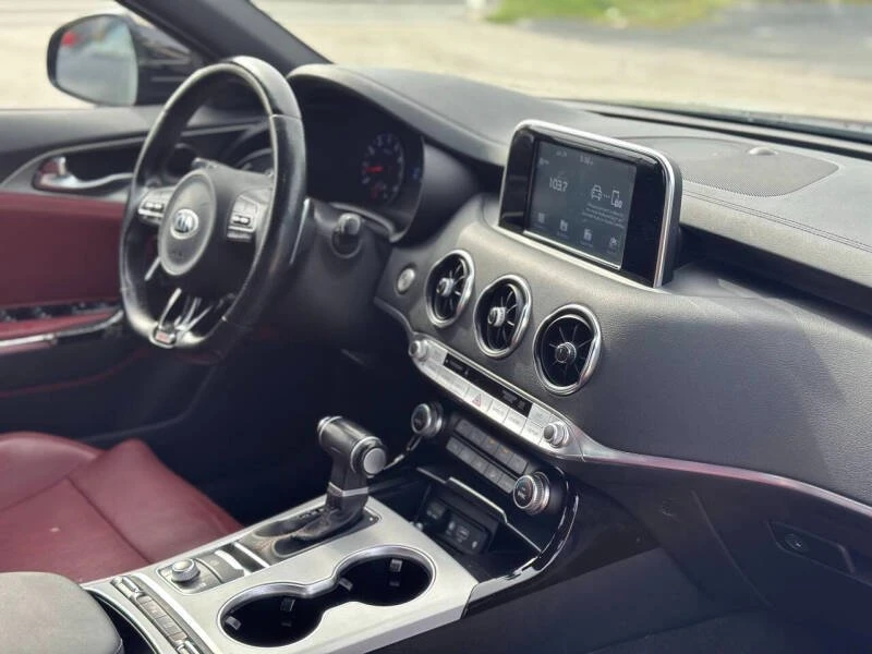 2020 Kia Stinger GT - Image 4 of 4