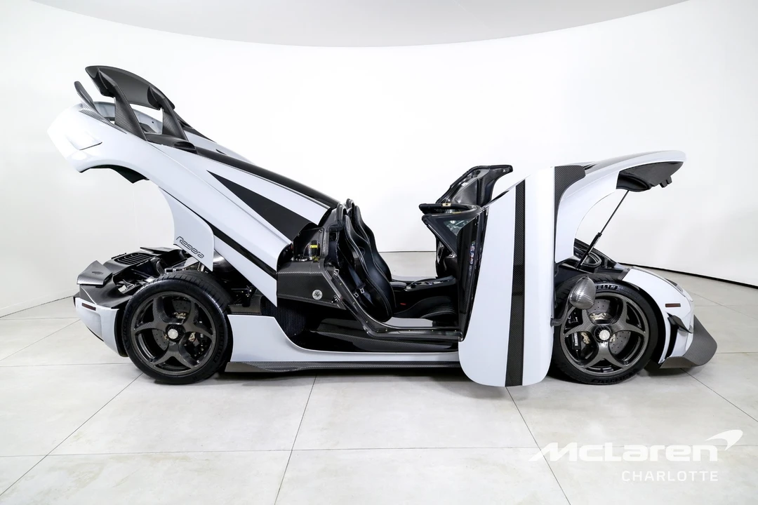 2020 Koenigsegg - Image 14 of 31