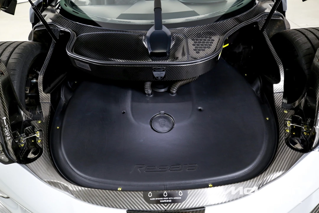 2020 Koenigsegg - Image 21 of 31