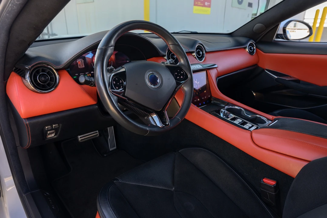 2020 Karma Revero - Image 14 of 21