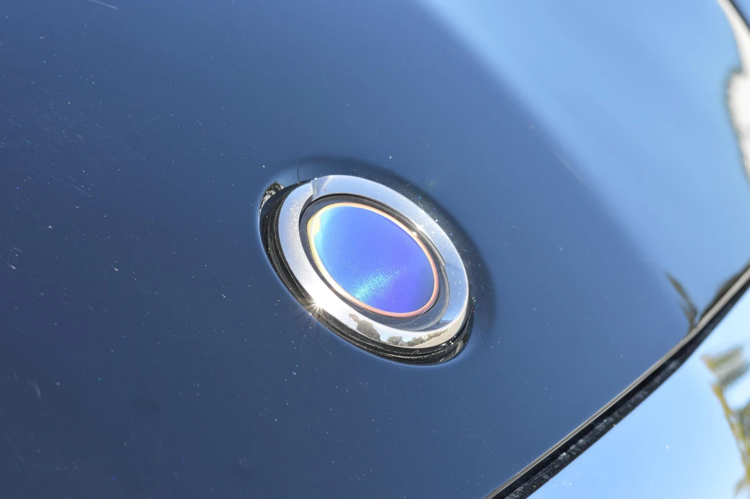2020 Karma Revero - Image 14 of 31