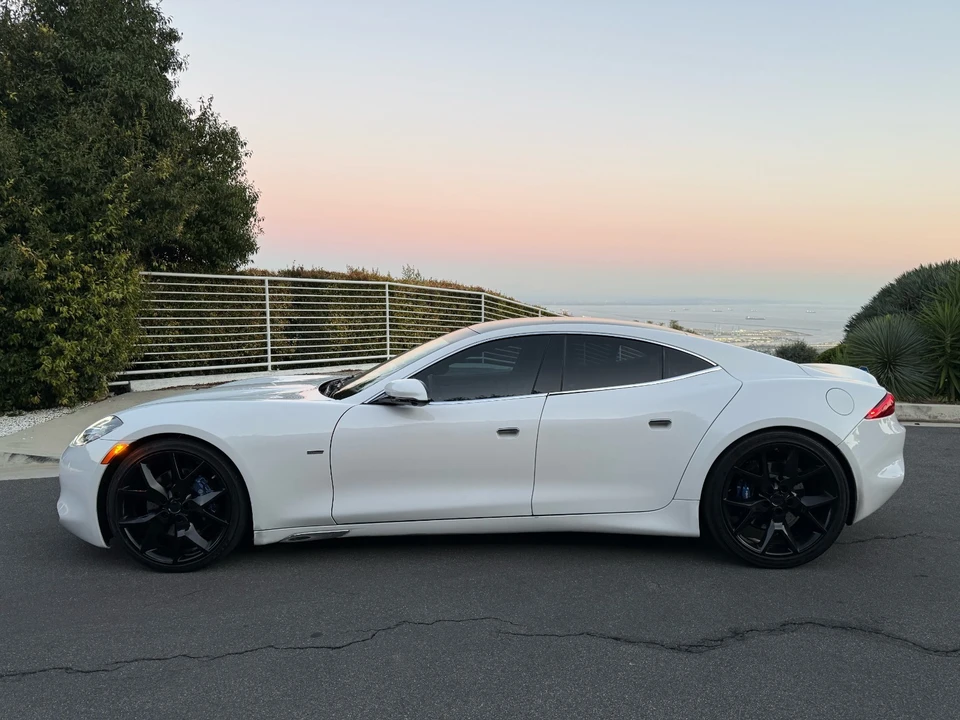 2020 Karma Revero - Image 6 of 14