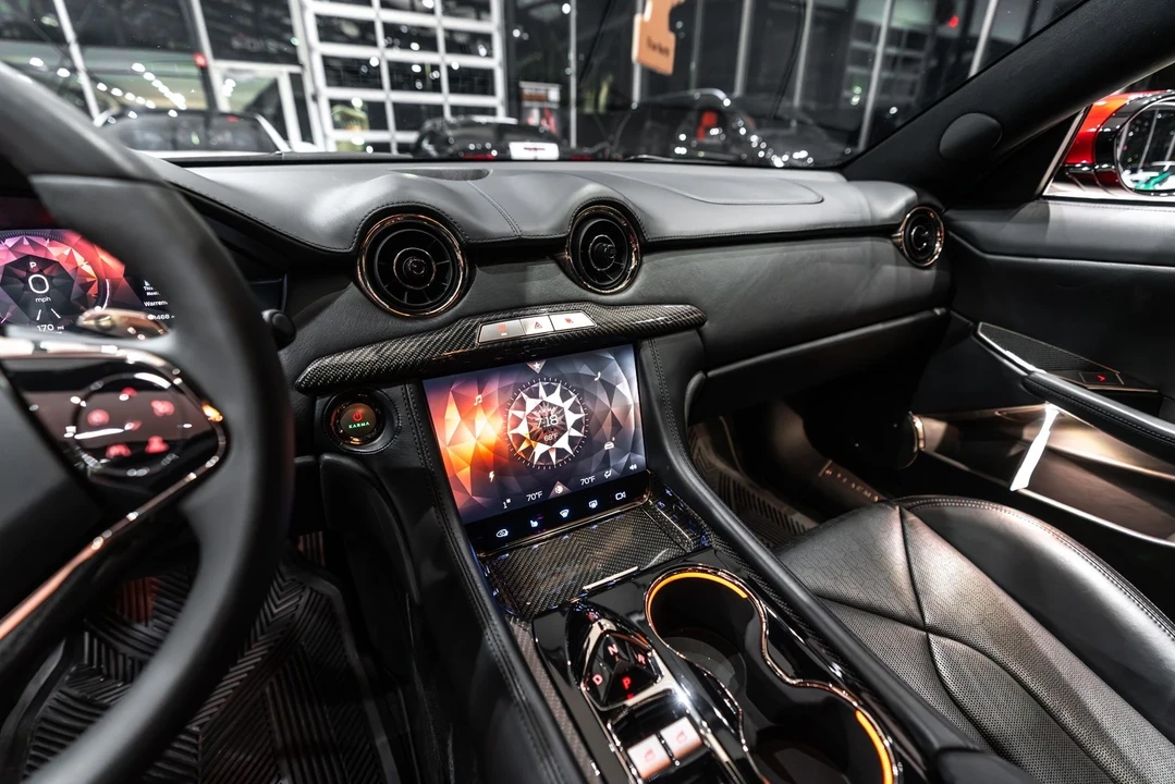2020 Karma Revero - Image 14 of 21