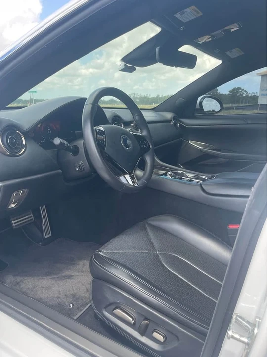 2020 Karma Revero - Image 8 of 14