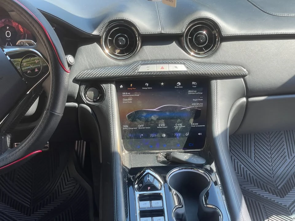 2020 Karma Revero - Image 15 of 20