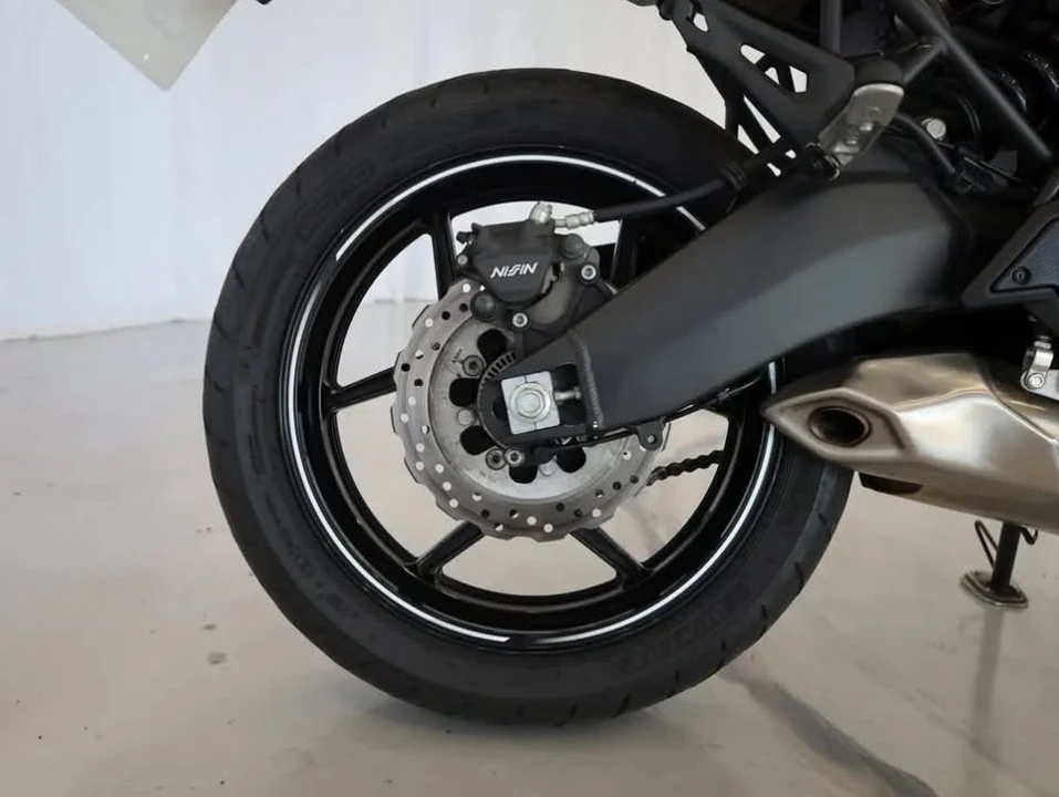 2020 Kawasaki - Image 15 of 16