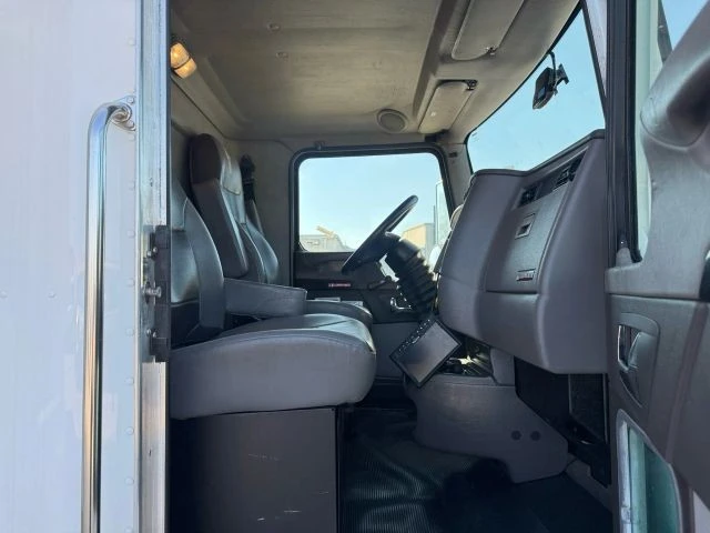 2020 Kenworth T370 - Image 12 of 12