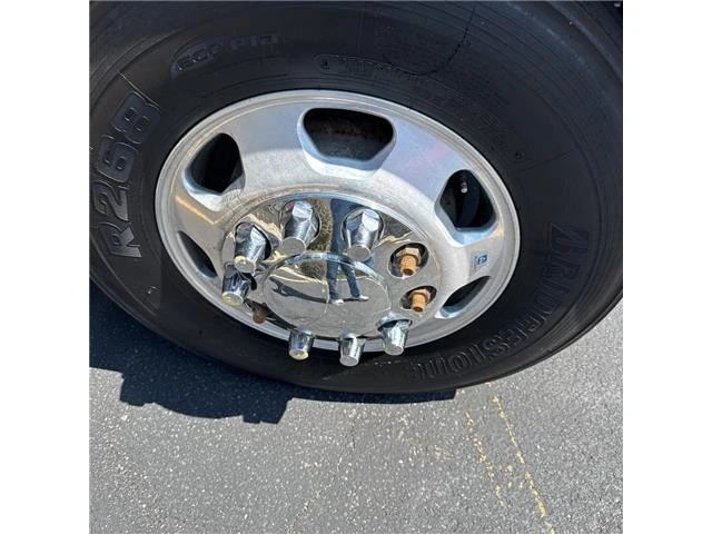 2020 Kenworth T370 - Image 18 of 21