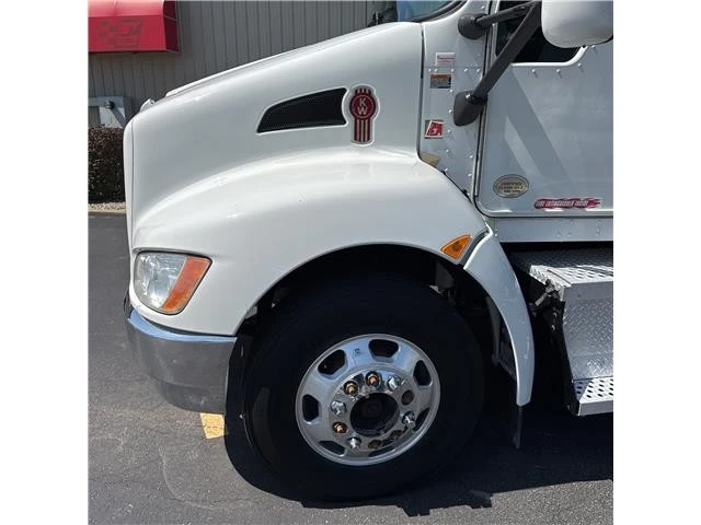 2020 Kenworth T370 - Image 17 of 21
