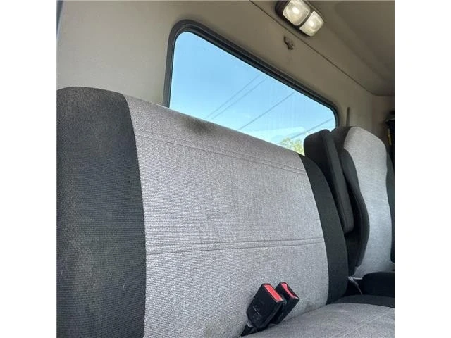 2020 Kenworth T370 - Image 4 of 21