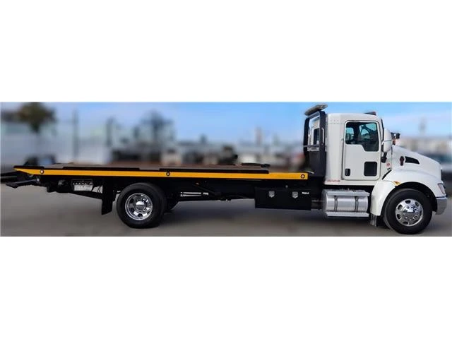 2020 Kenworth T370 - Image 2 of 21