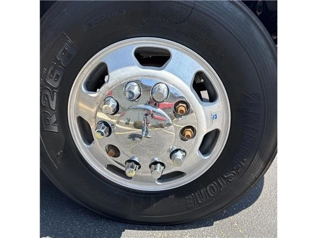 2020 Kenworth T370 - Image 7 of 21