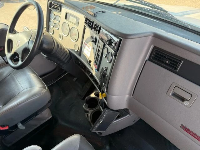 2020 Kenworth - Image 14 of 21