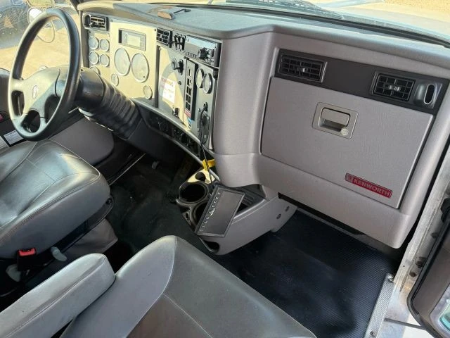 2020 Kenworth - Image 11 of 21