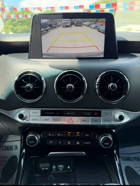 2020 Kia Stinger GT - Image 11 of 14