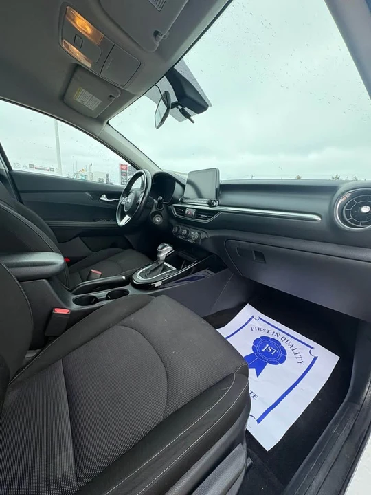 2020 Kia Forte - Image 7 of 12