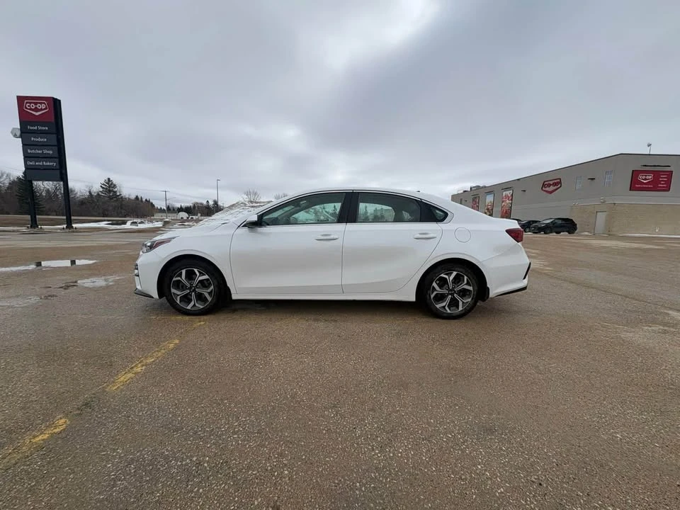 2020 Kia Forte - Image 4 of 12