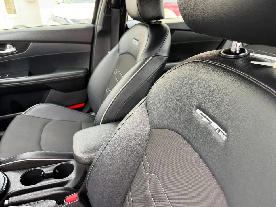 2020 Kia Forte - Image 5 of 27