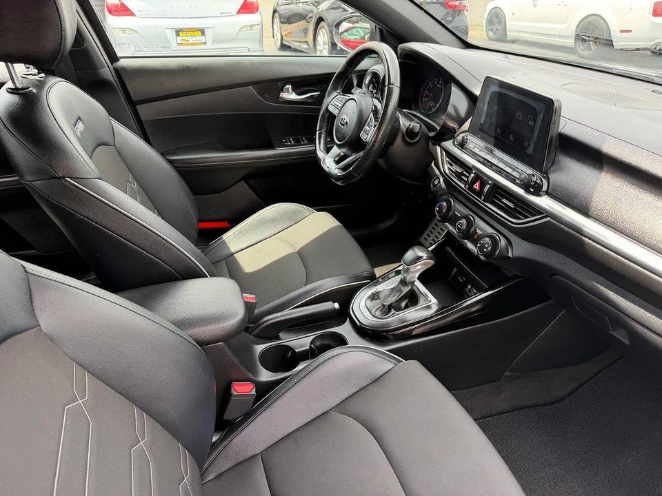 2020 Kia Forte - Image 18 of 27