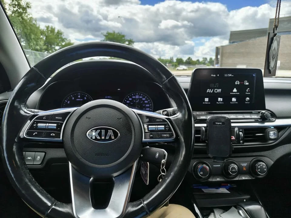2020 Kia Forte - Image 4 of 10