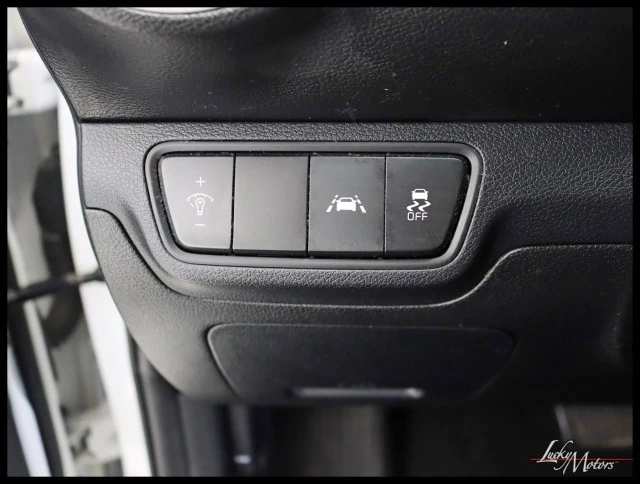 2020 Kia Forte - Image 13 of 21
