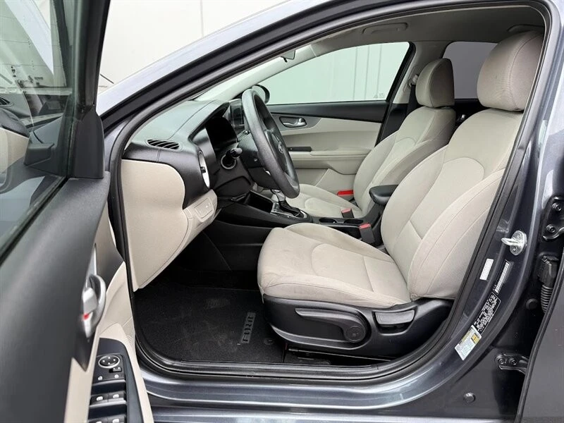 2020 Kia Forte - Image 5 of 21