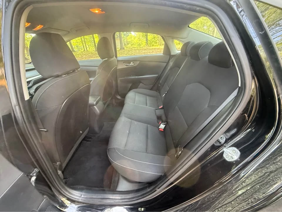 2020 Kia Forte - Image 10 of 20